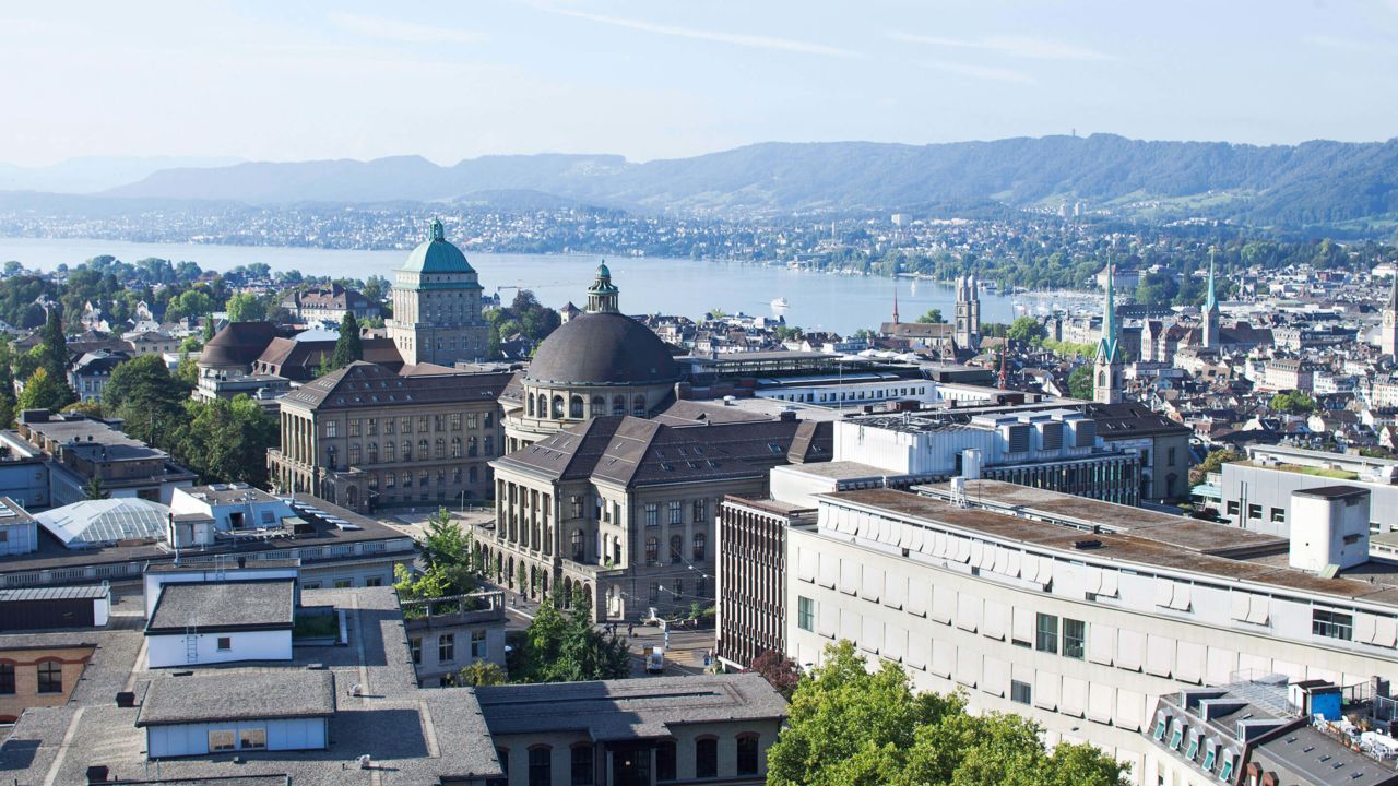 Eidgenössische Technische Hochschule (ETH) und Universität Zürich in unmittelbarer Nähe