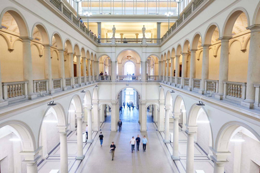 Atrium im Hauptgebäude der ETH